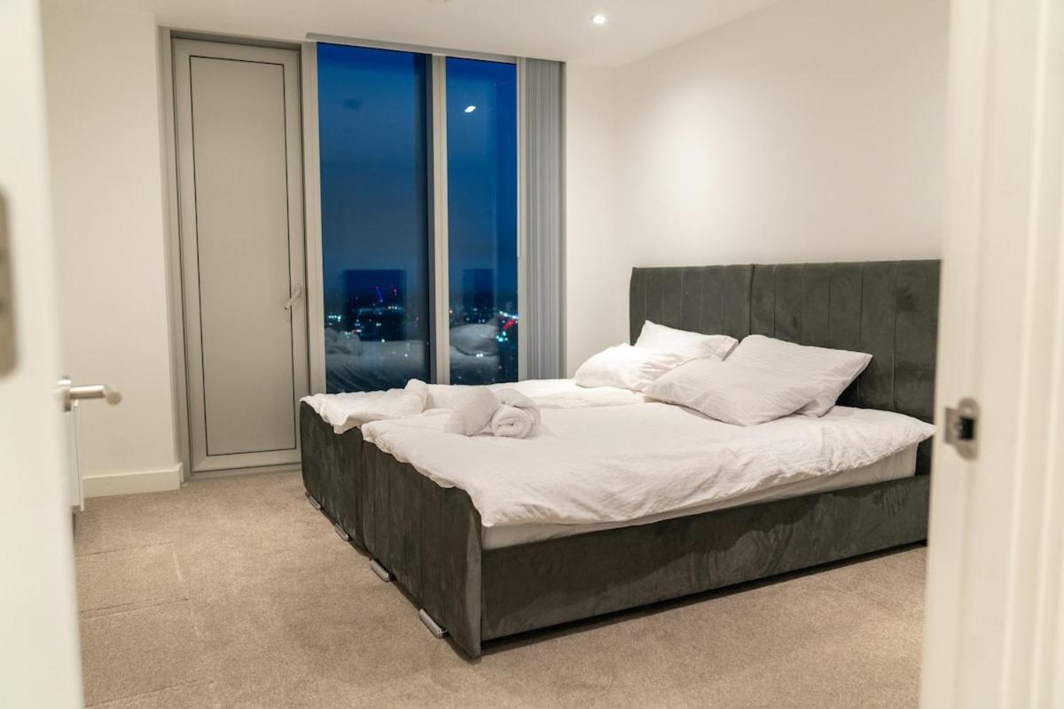 Luxury 2 Bed Penthouse With Stunning Views In Manchester City Centre Zewnętrze zdjęcie